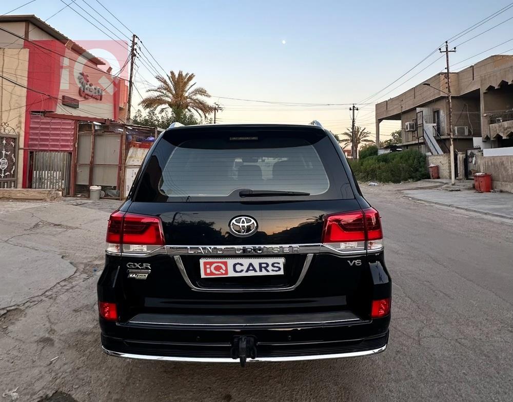 تويوتا لاندكروزر